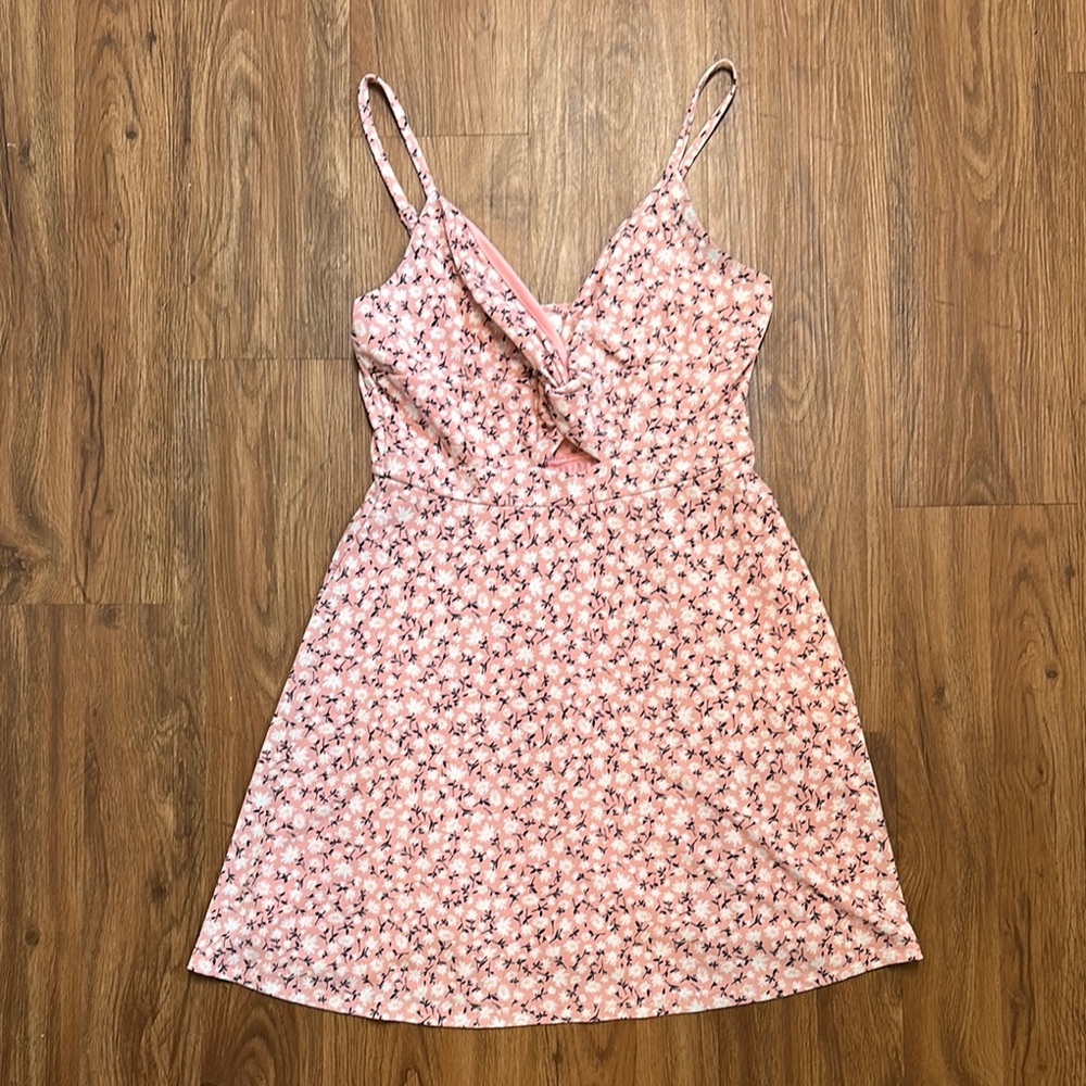 Francesca’s Pink Floral Mini Dress - M